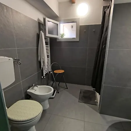 Hostel Il Nosadillo - Bologna-2